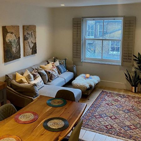 New Build Modern 1 Bedroom London Exterior photo
